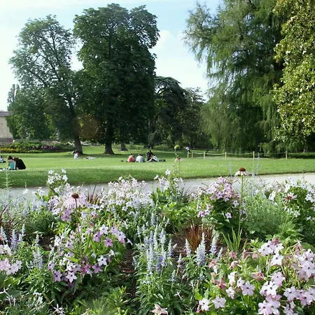 شقة Gardens