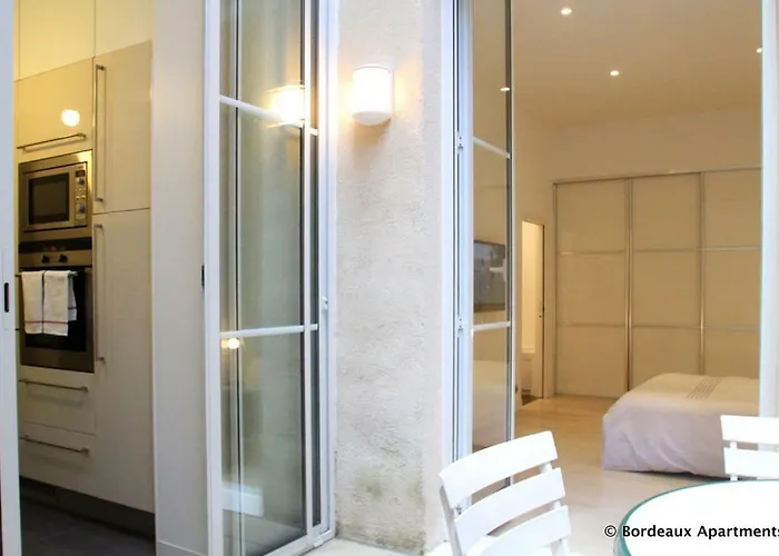 Gardens Apartment Bordeaux