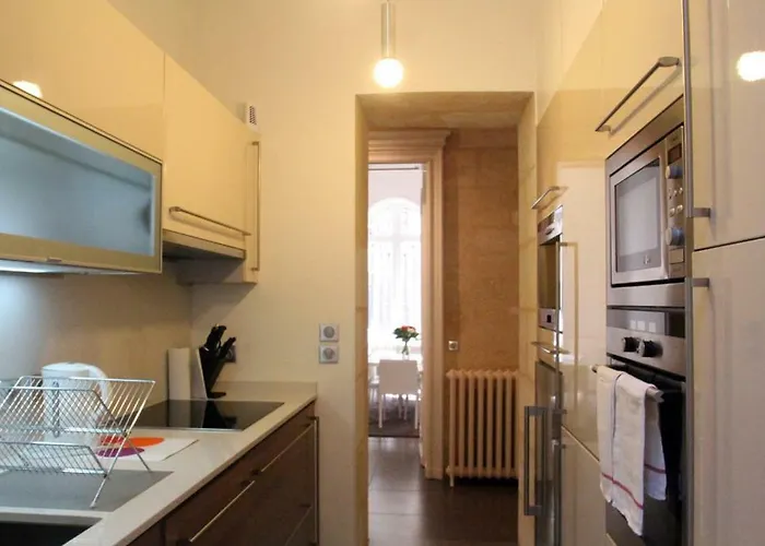 Gardens Apartment Bordeaux